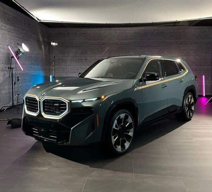 BMW XM Images